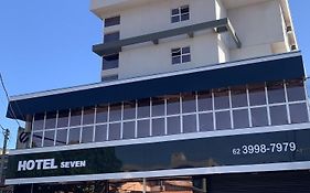 Hotel Seven